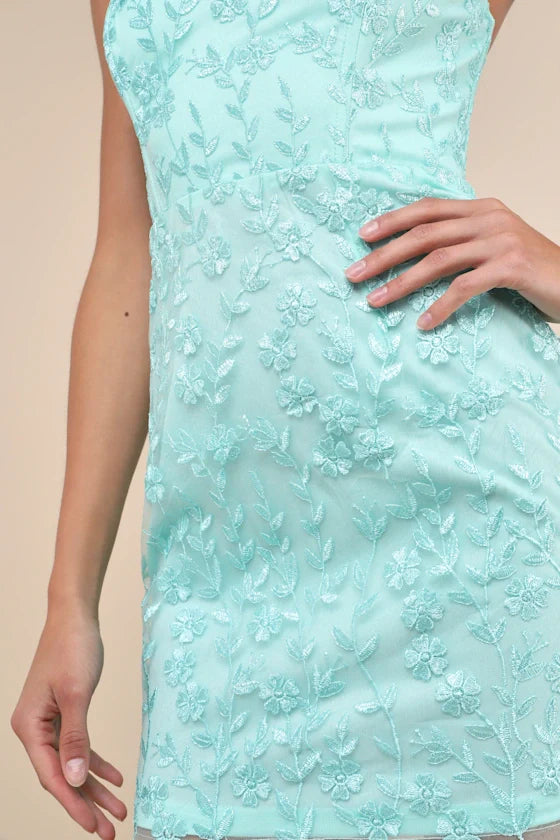 Exquisite Sensation Lavender Embroidered Strapless Mini Dress